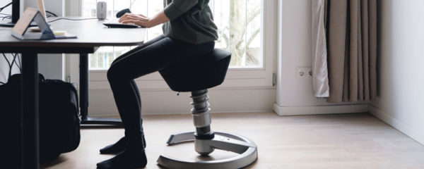 chaise assis debout